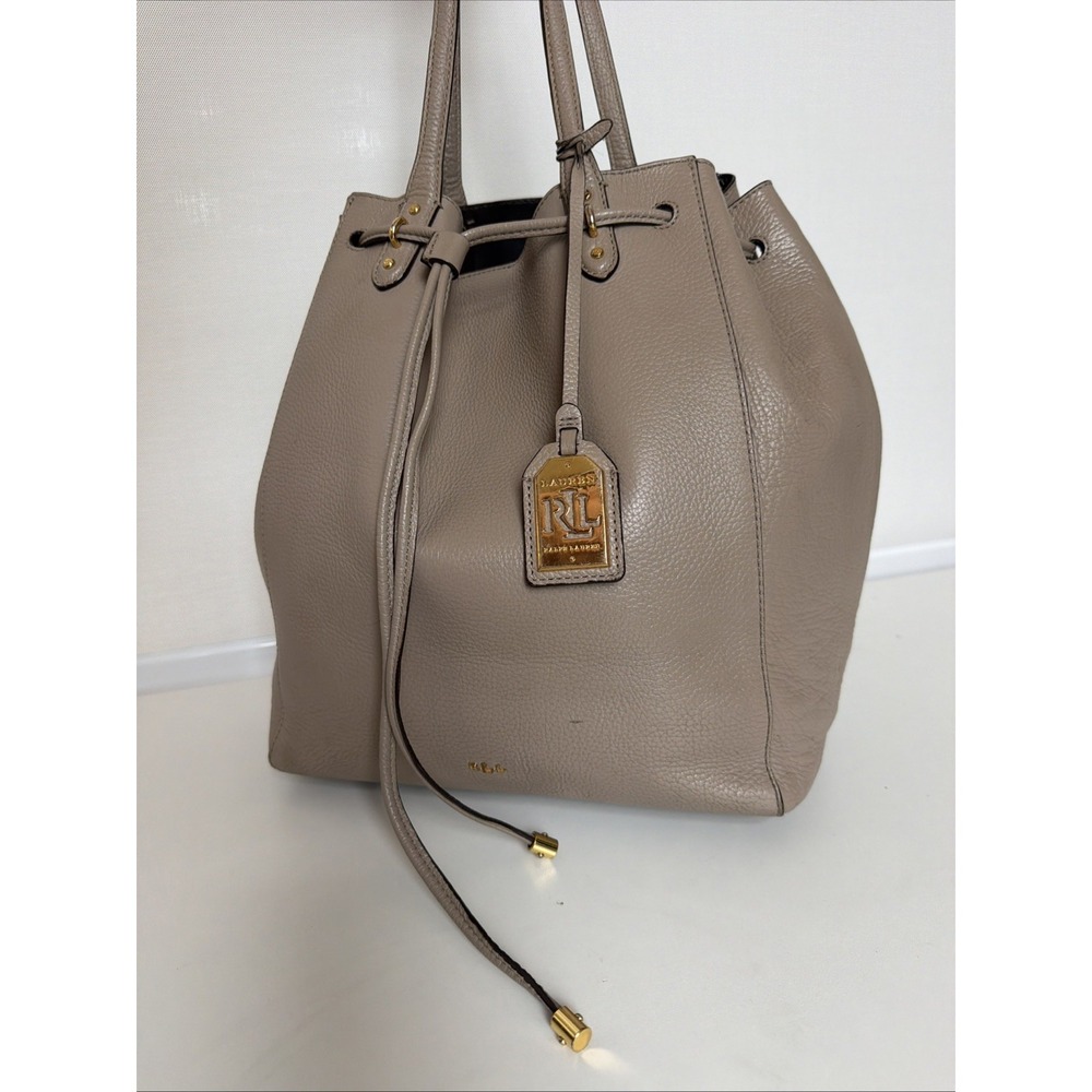 Lauren Ralph Lauren Large Pebbled Drawstring Bucket Bag Taupe Gold Hardware NOTE